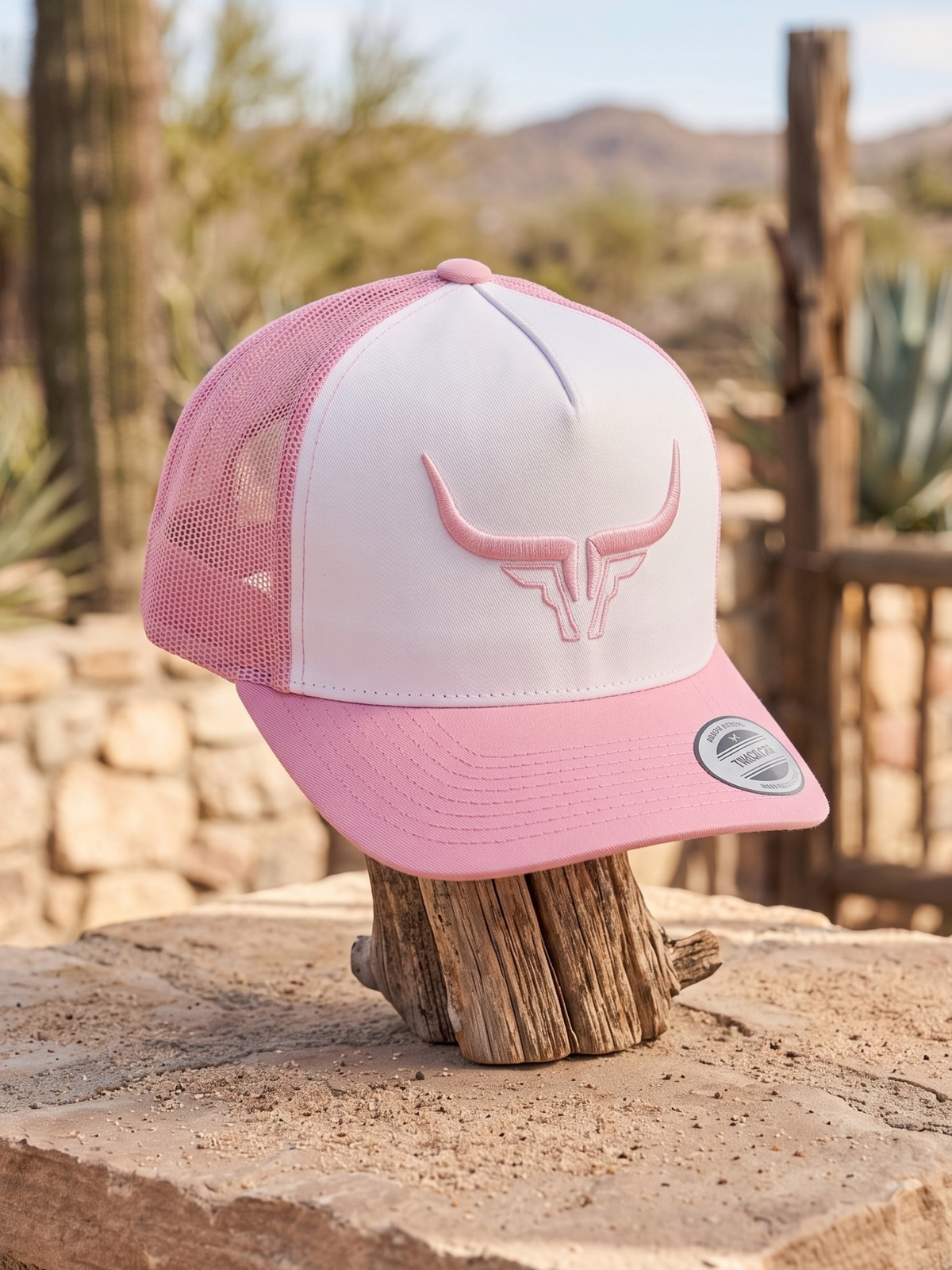 Steel Horn Basic Logo Pink White Pink