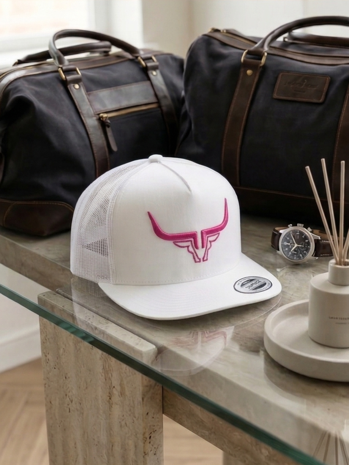 Steel Horn Basic Logo - Pink